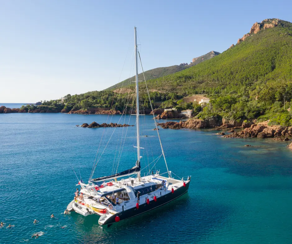 Posada za najam katamarana 